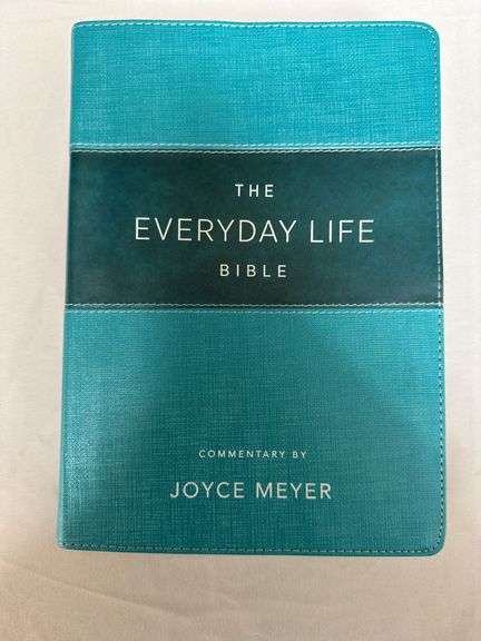 The Everyday Life Amplified Bible Notes and Commentary by Joyce Meyer Teal Leatherluxe