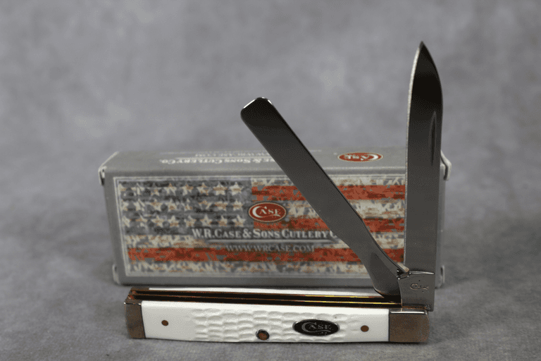 2018 CASE DOCTORS WHITE SYNTHETIC SPARKLE SHIELD 6285SP