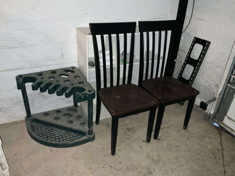 Tool organizer, chairs, white cube organizer