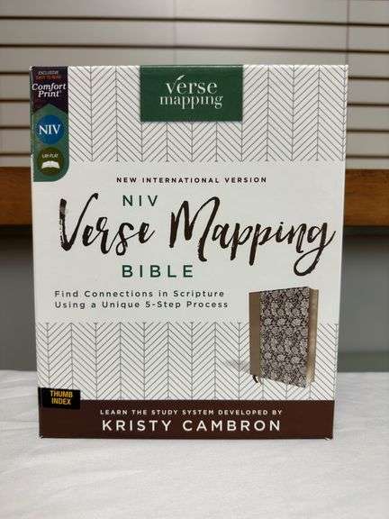 NIV Verse Mapping Bible Navy Floral Leather Soft