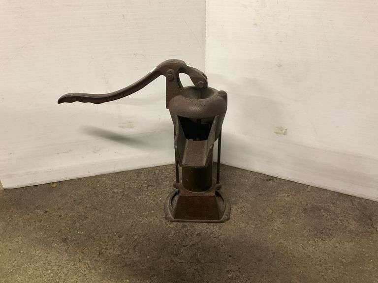 Cast Iron Well Head Hand Pump
