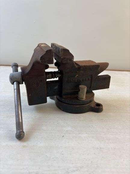 3.5” Vise