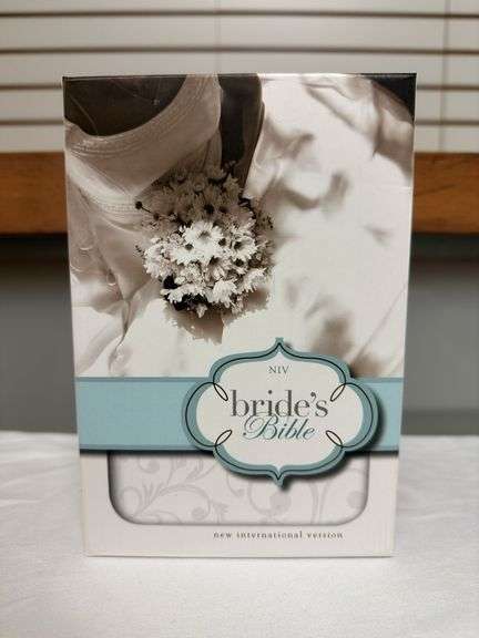 NIV Brides Bible White Leather Soft