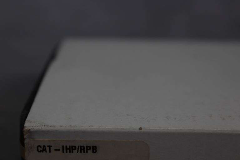 2002 CASE TRAPPER RED BONE INDIAN HEAD PENNY 6254