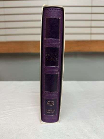 KJV Compact Center-Column Reference Bible Purple Leather Soft