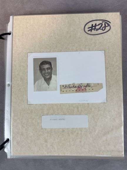 (30+) Football Autographs - Last Name starts with "R"
