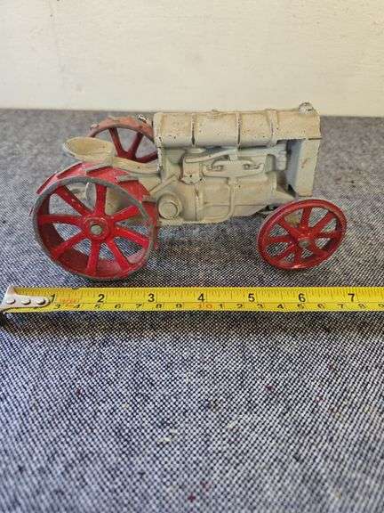 EARLY FORD TRACTOR