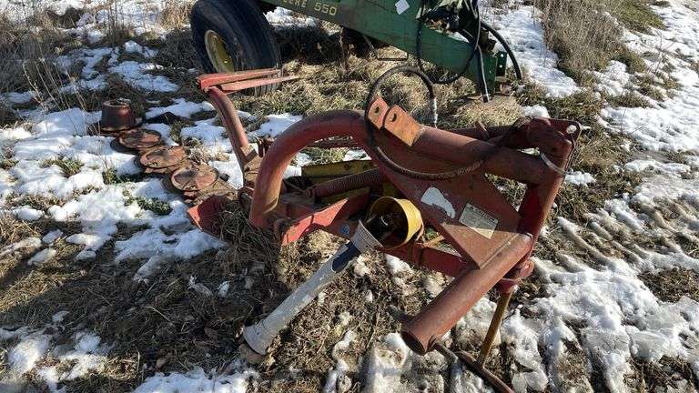 New Holland 452 Three-Point Disc Mower