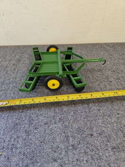 JOHN DEERE FIELD DISC