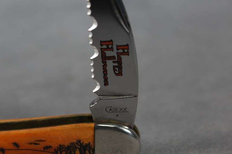 2008 CASE SEAHORSE WHITTLER PERSIMMON HALLOWEEN ETCH 6355WH