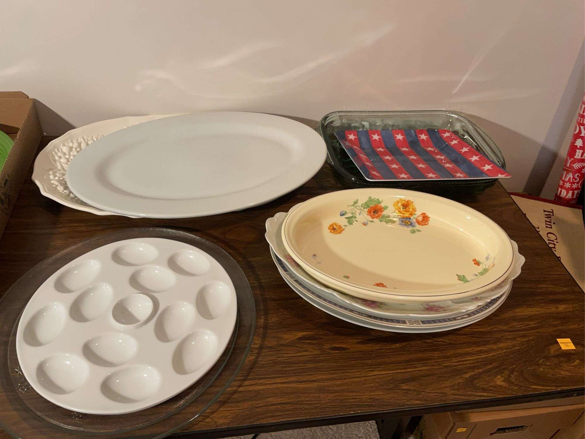 Miscellaneous serving trays and other plates