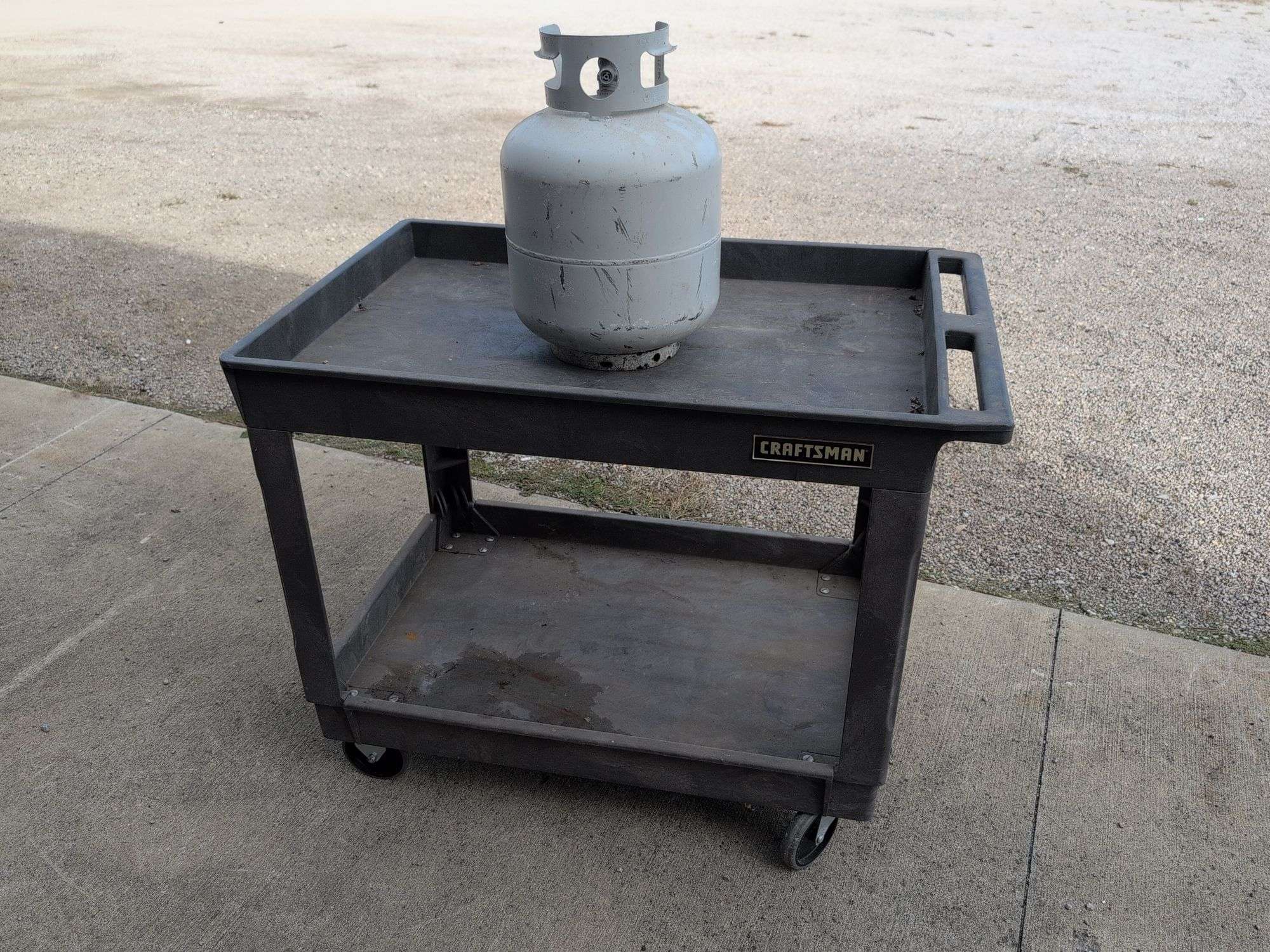 Craftsman utility cart with propane tank