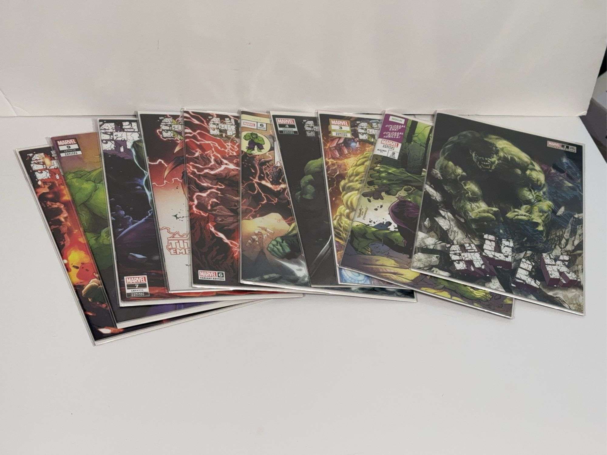 (10) Marvel Hulk Comics w/ Variant Covers