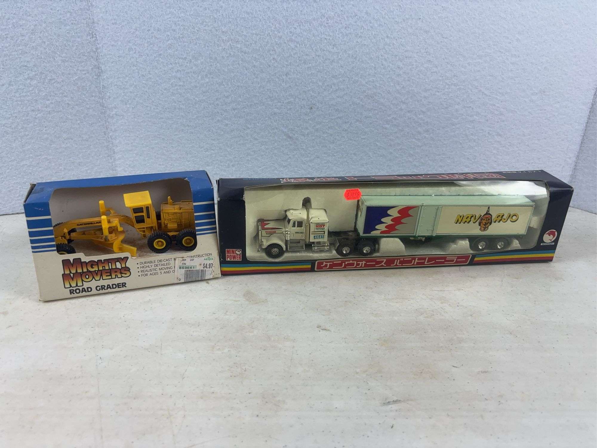 Navajo Semi , Mighty Mover Road Grader