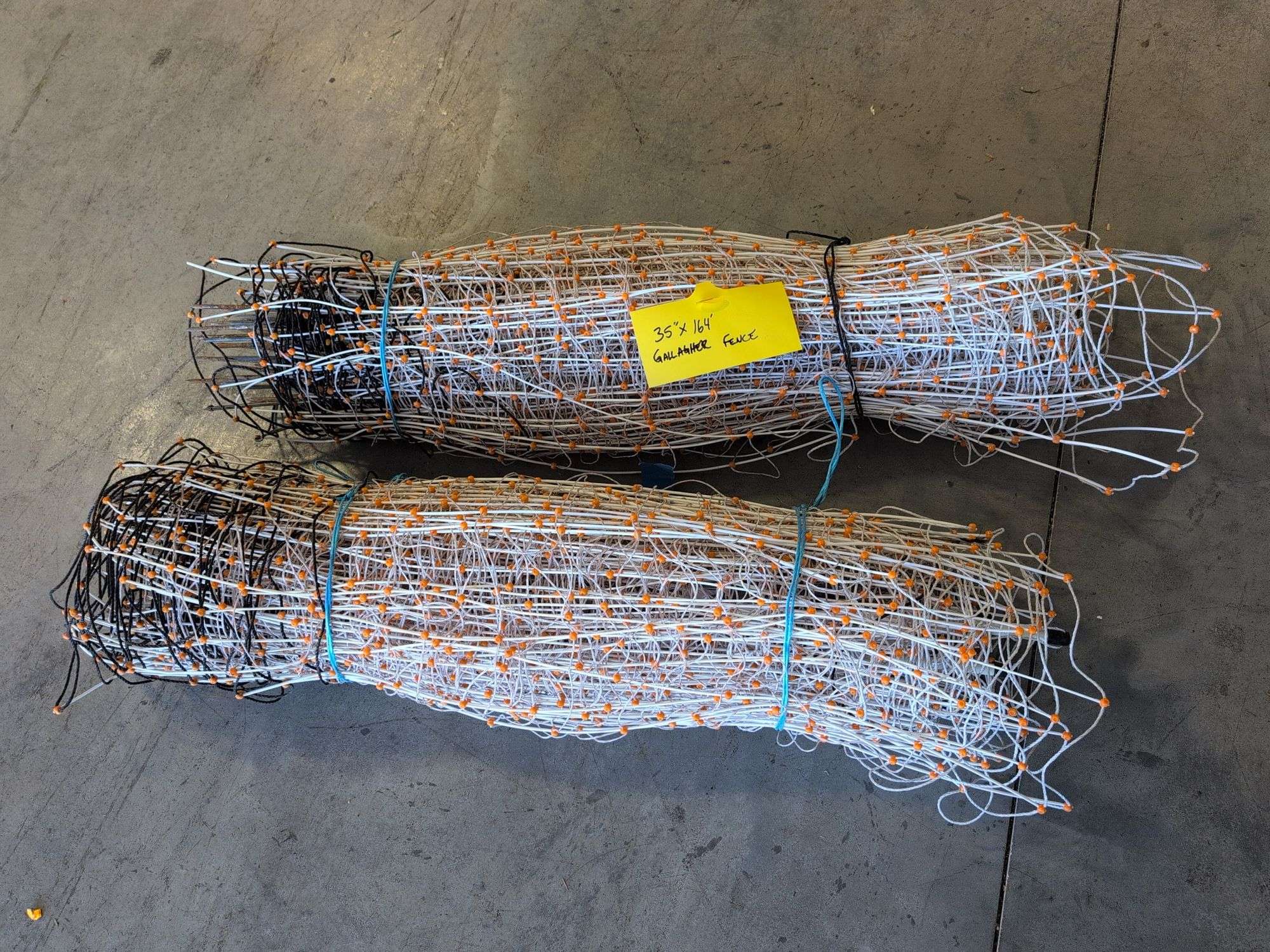 35" by 164' Gallagher fence with energizer - works