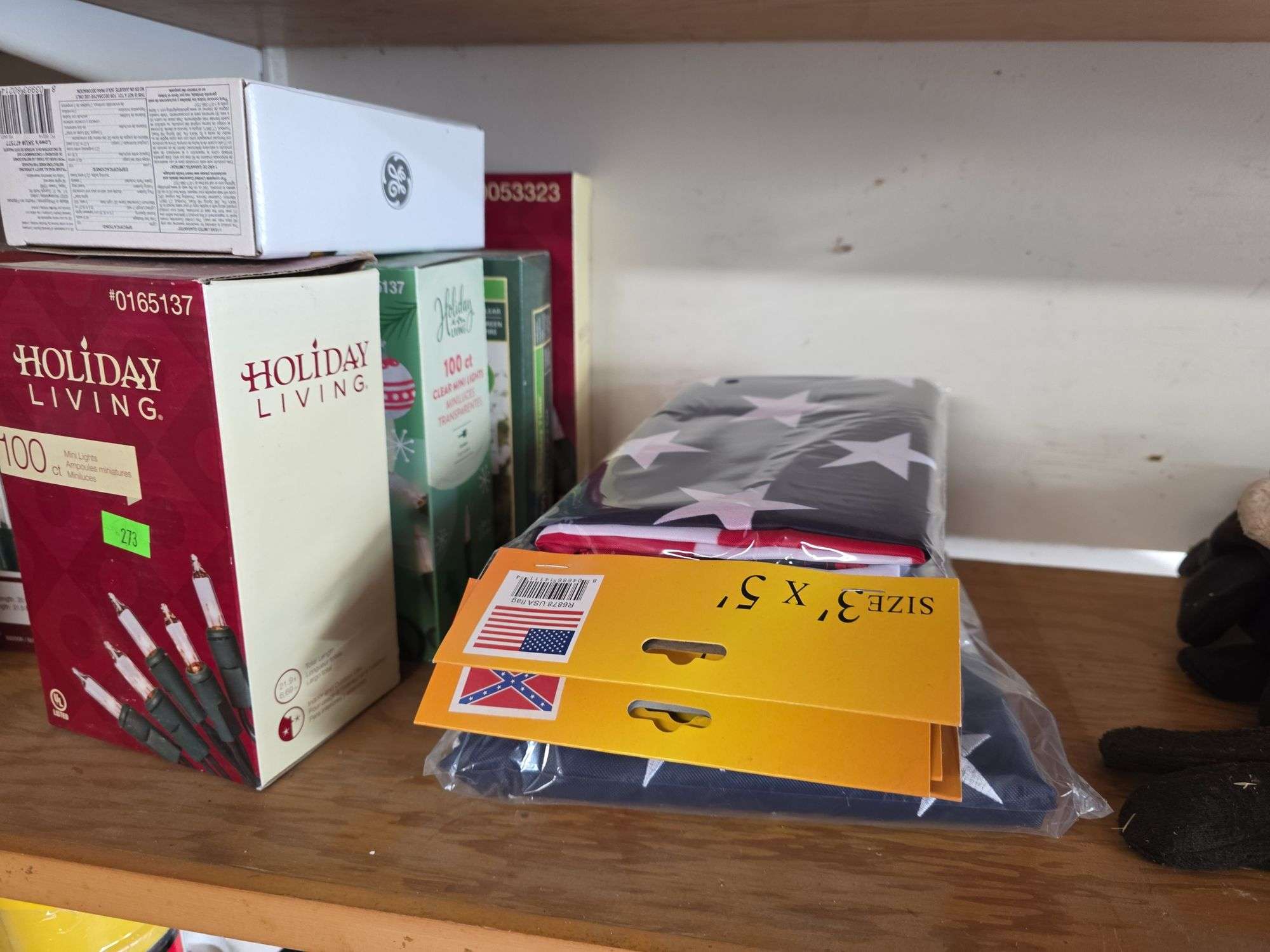 Wire, saw, light, flags