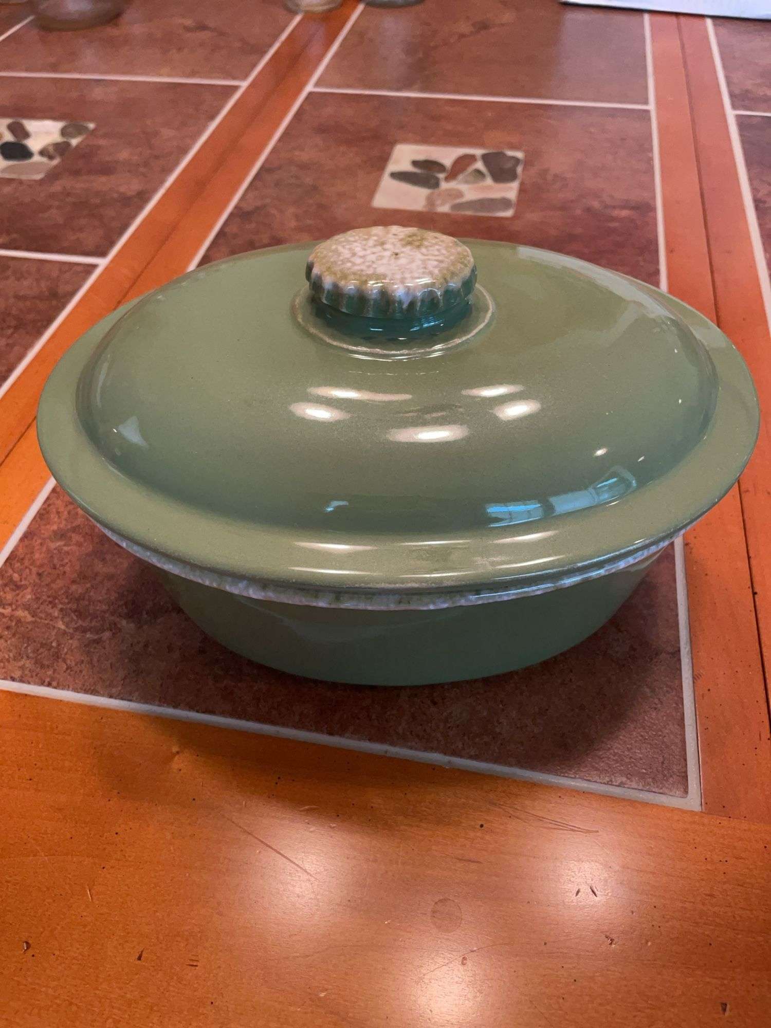 Hull casserole dish