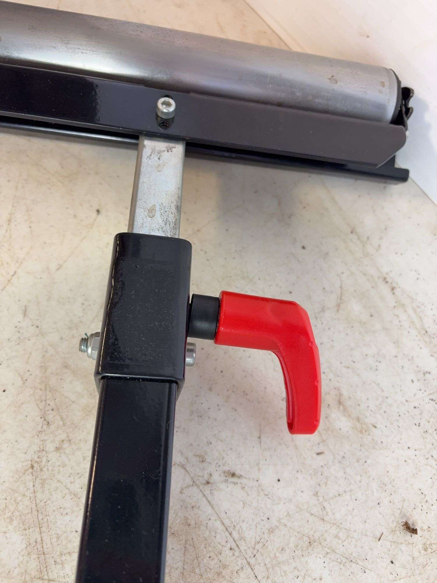 Adjustable roller stand, cable cutter, and Rockwell trim saw