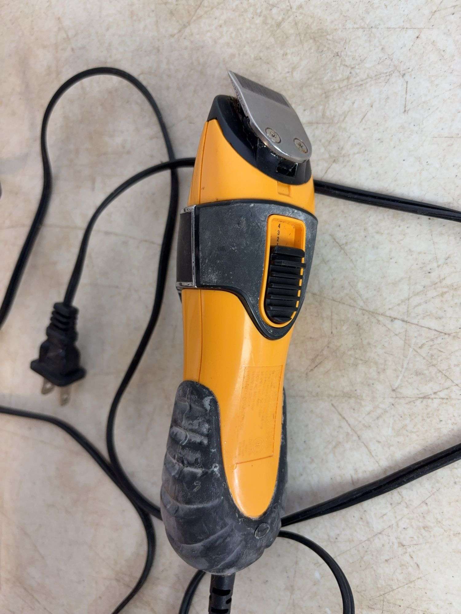 Heat gun, stapler, Skil disc grinder, clippers, and more