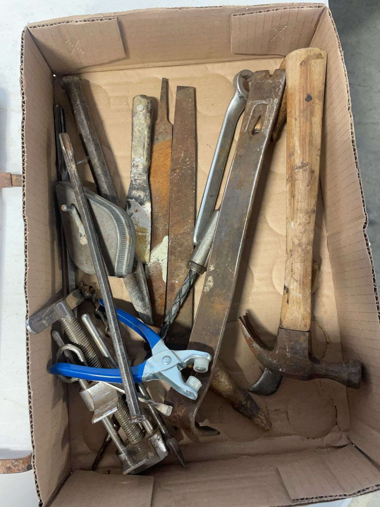 Flat of hand tools - see photos