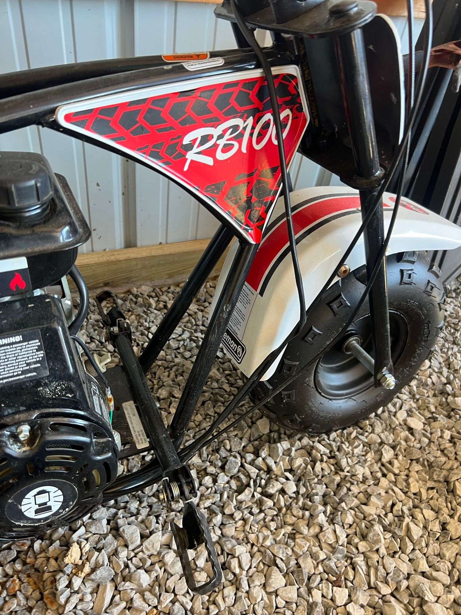 Rb100 Coleman RB100 Gas Powered Mini Bike - Kaufman Realty & Auctions