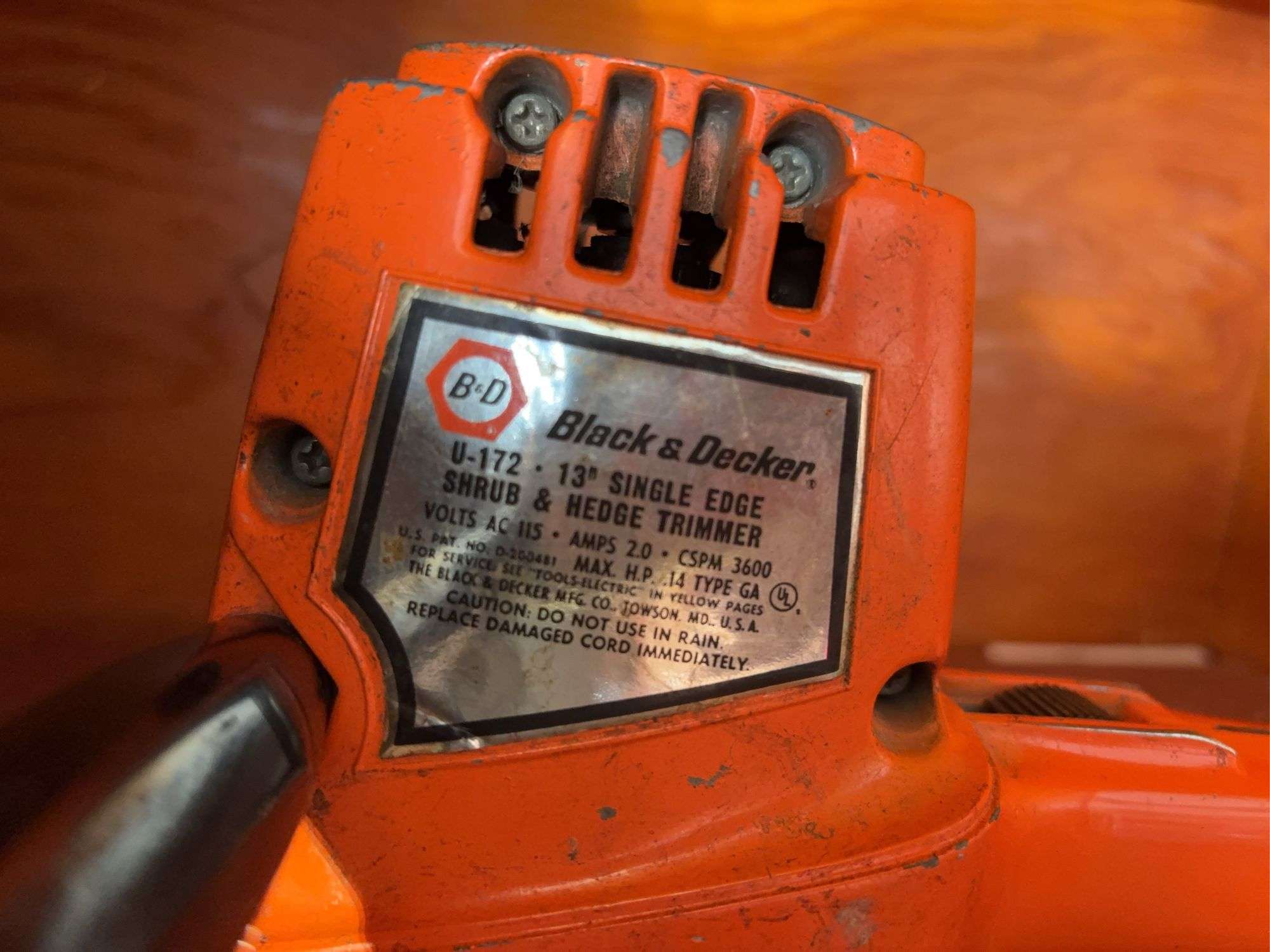 Buffalo dental dental press, detail sander, folding military shovel & more