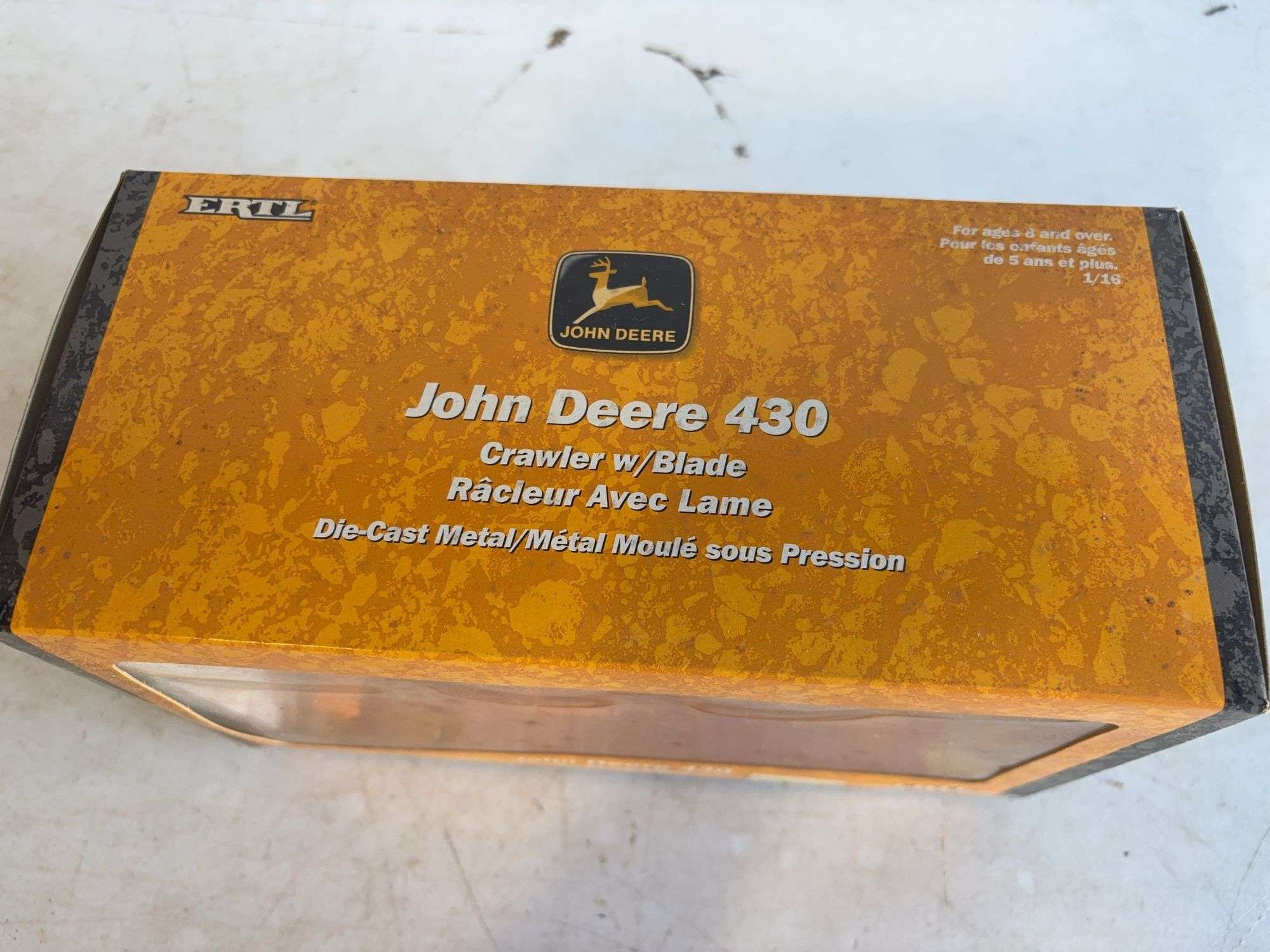 John Deere 430 crawler with blade - 1/16 scale, dirty