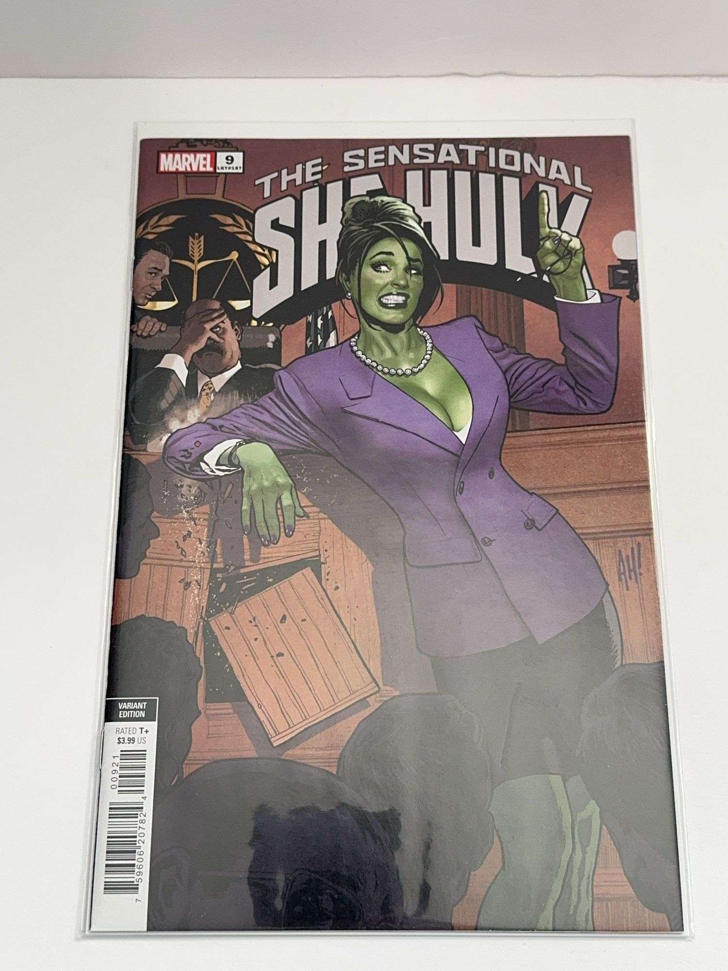 (5) Marvel Variant Edition The Sensational She-Hulk Comics (#’s 1, 2, 3, 8, and 9)