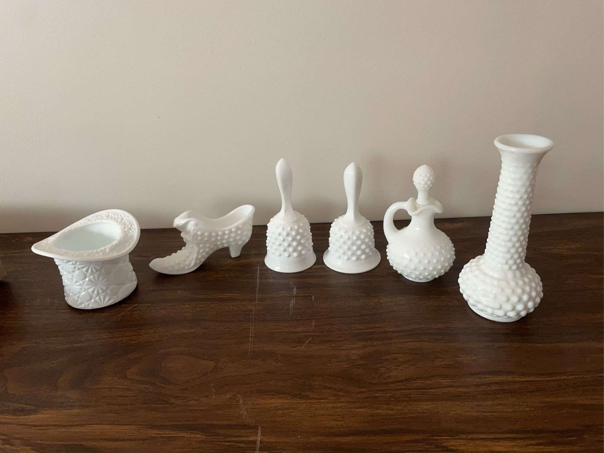 (6) hobnail milk glassware