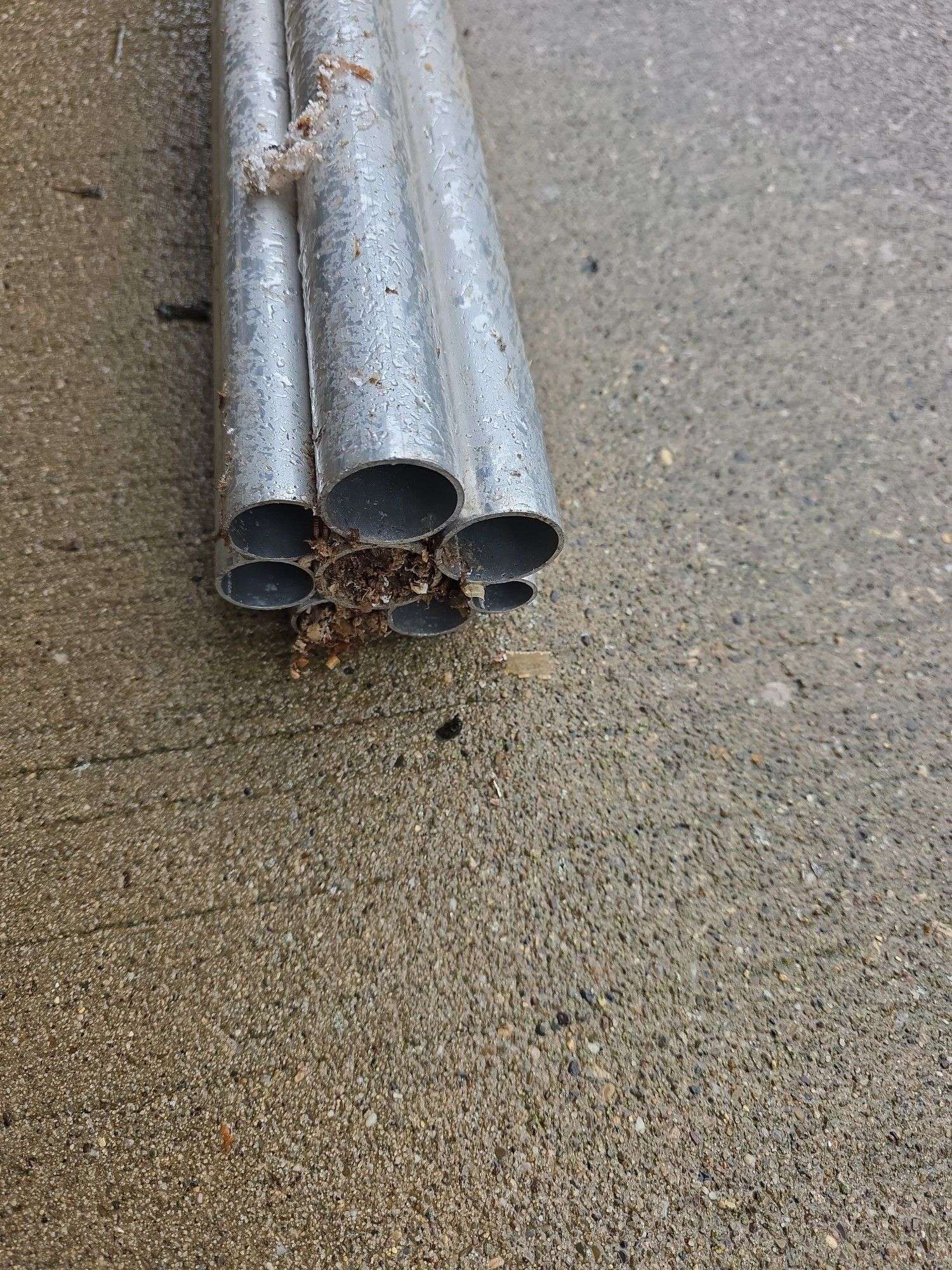 7 pcs 8ft long 1" wall tubing & misc strips