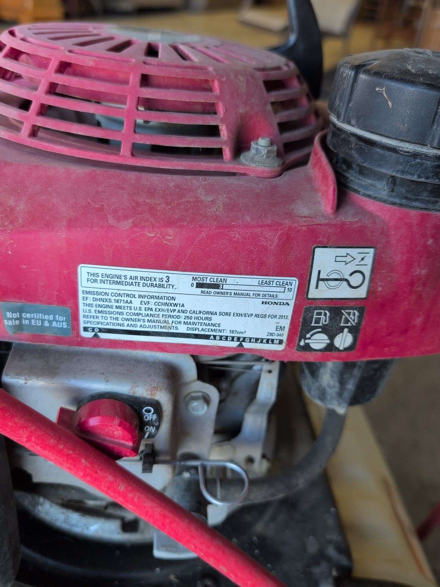 Troy-Bilt 3000 PSI gas powered pressure washer - works