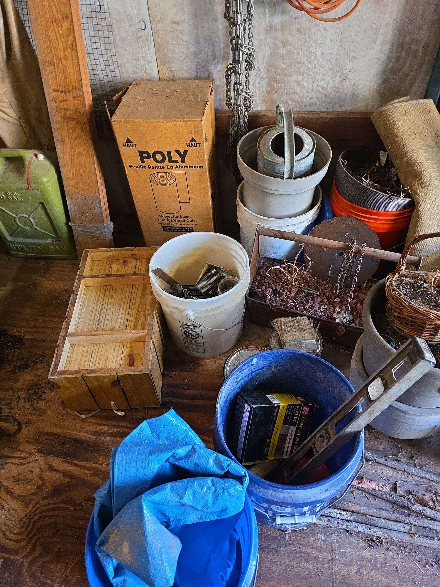 Gardening supplies & tools