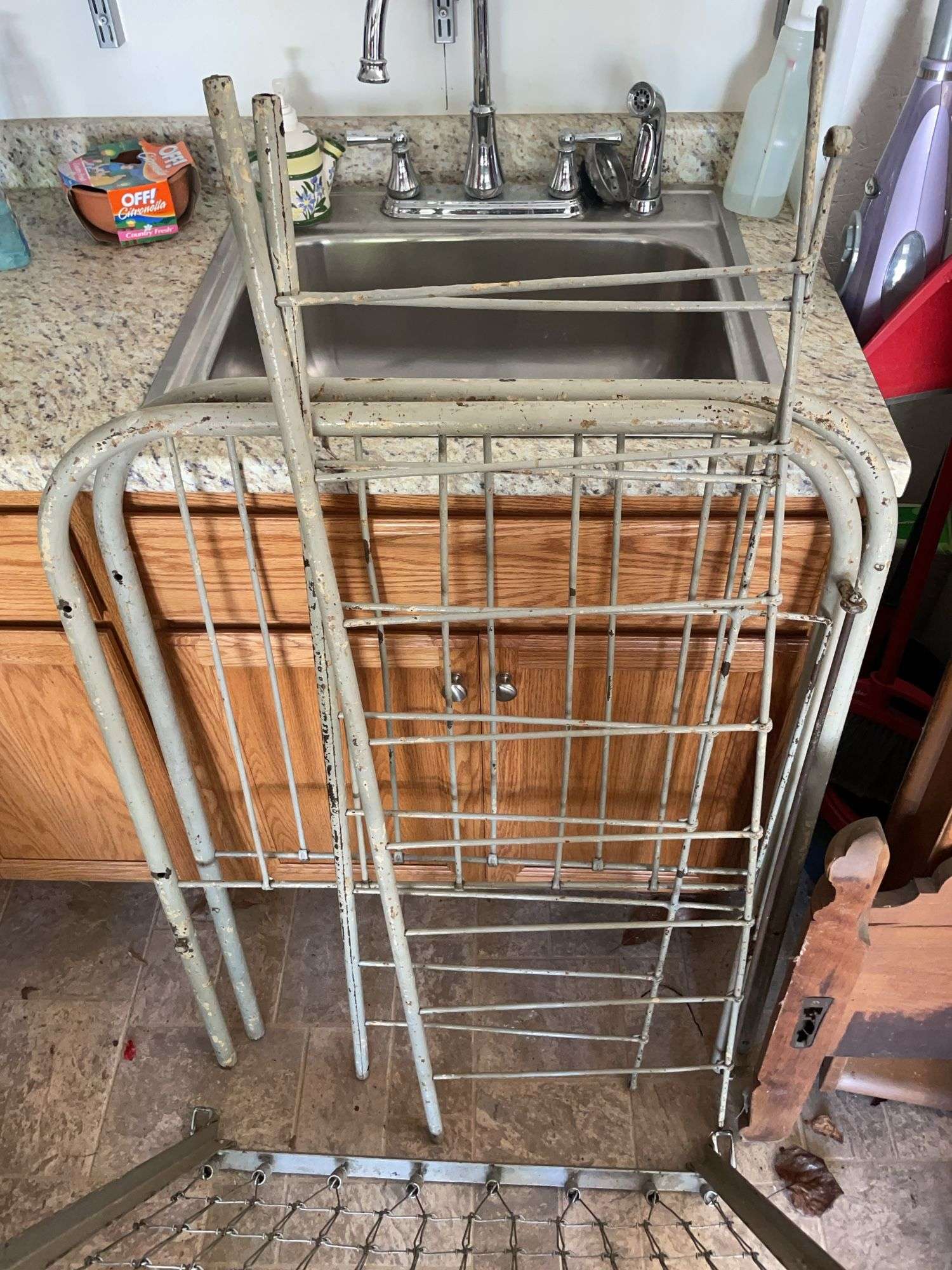 Baby crib, room divider missing inside & wooden shelf