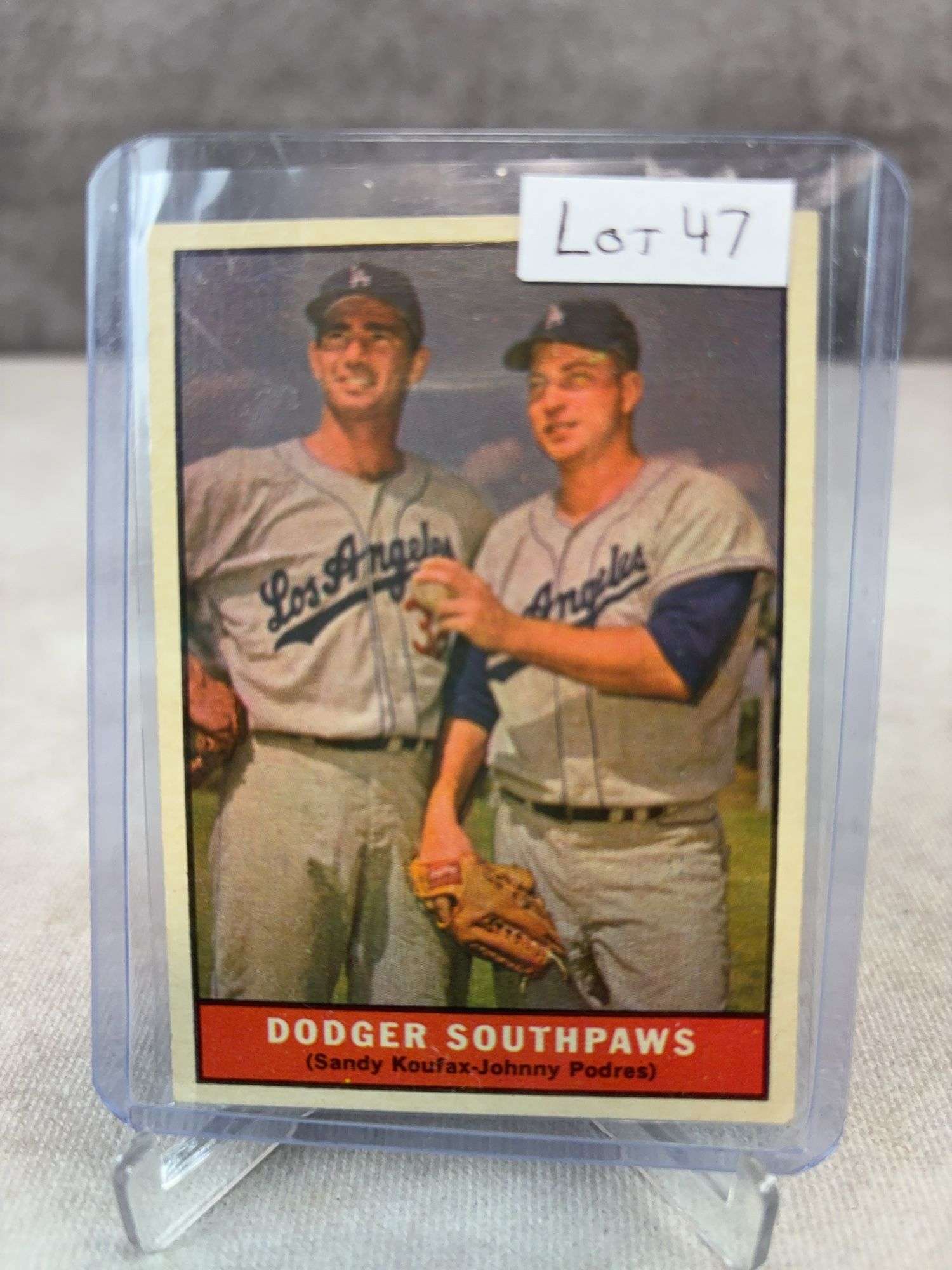 1961 Topps BB #207 Dodger Southpaws - Koufax Nice EXMT