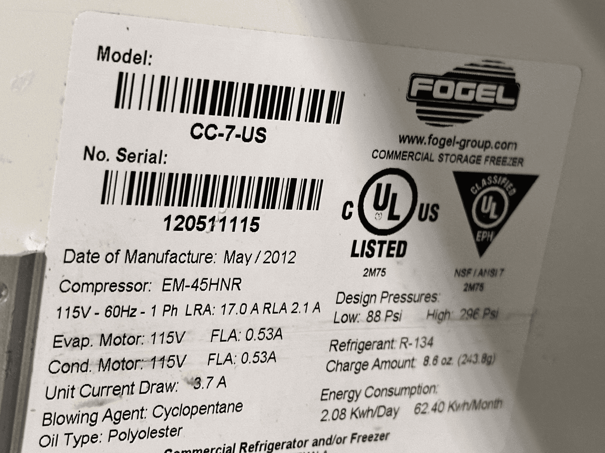 Black Countertop Display Refrigerator with Swing Door - 7 Cu. Ft. Works