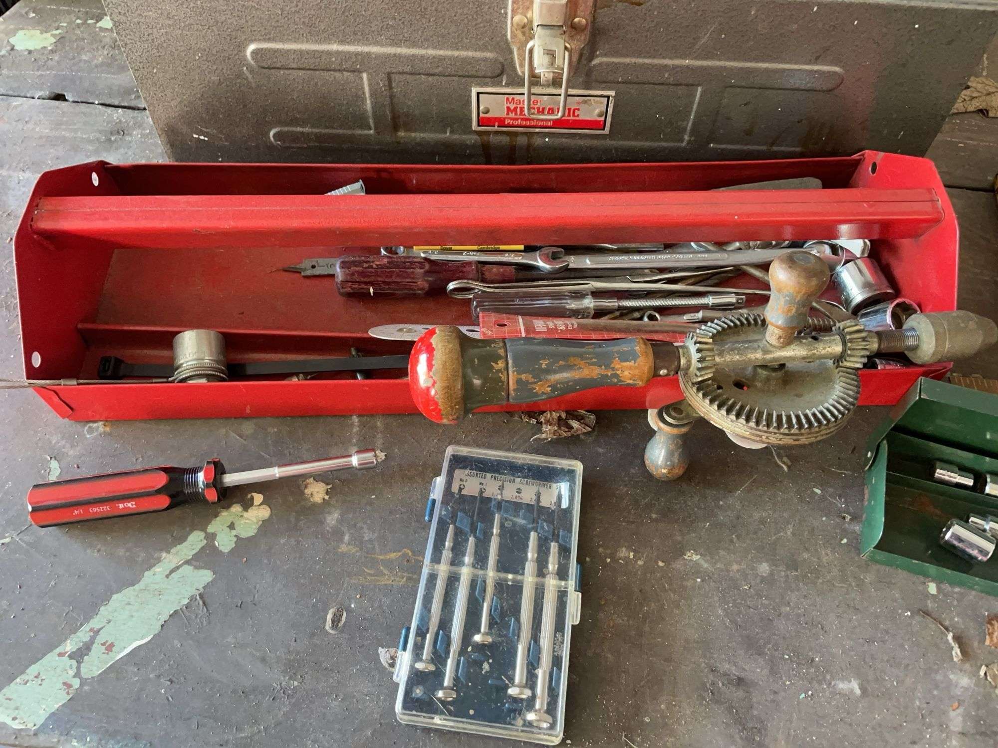Master mechanic toolbox w/ tools