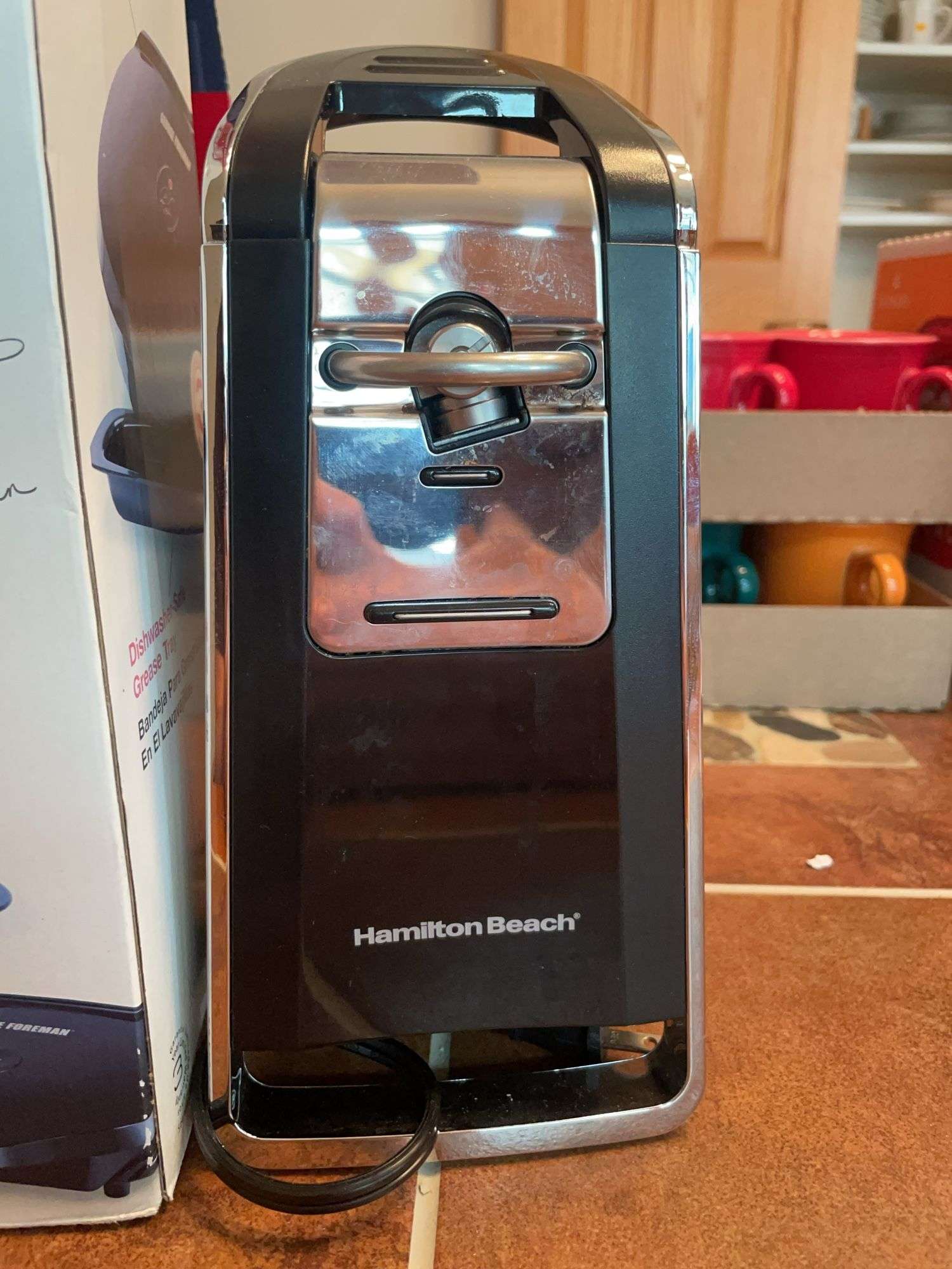 Hamilton Beach can opener and George Foreman grill