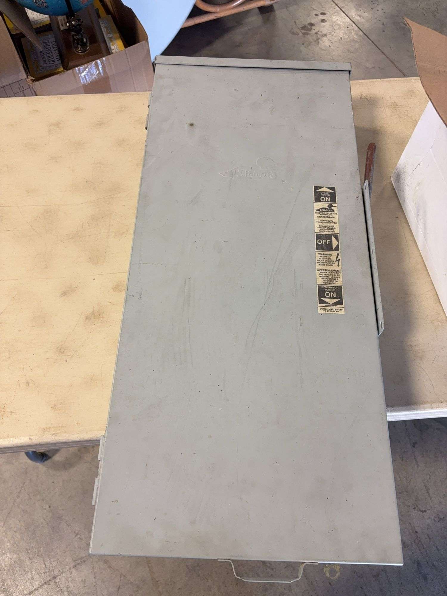 Midwest unmetered power outlet box