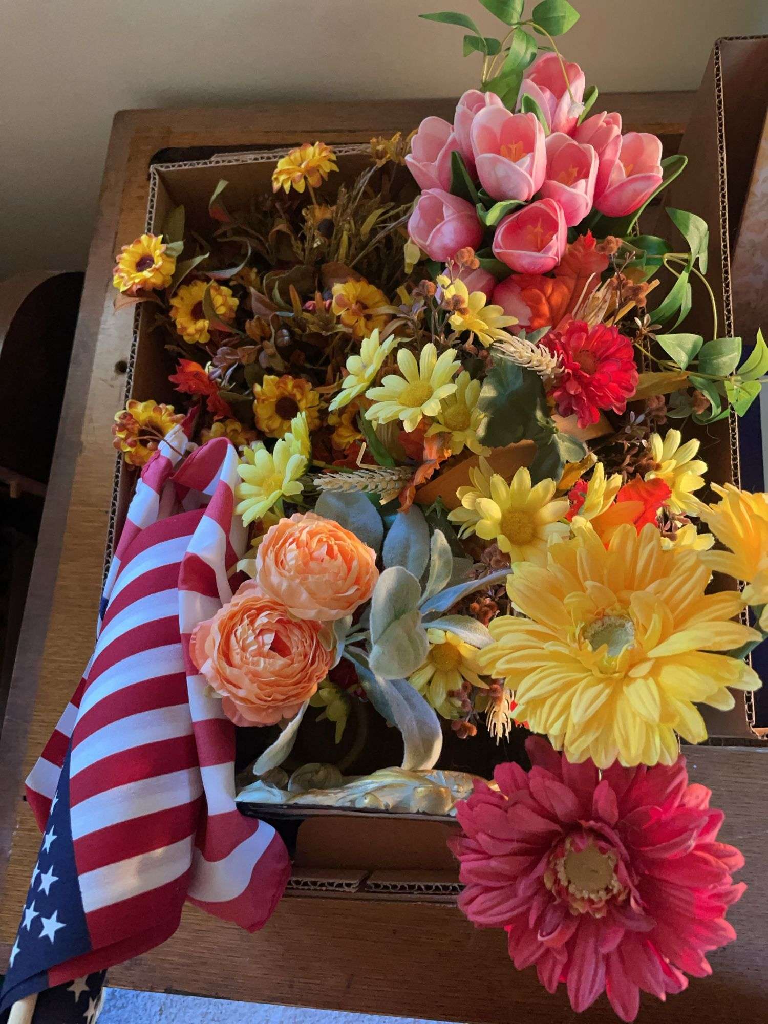 Decorative flowers, American flags, decorative boxes, and more