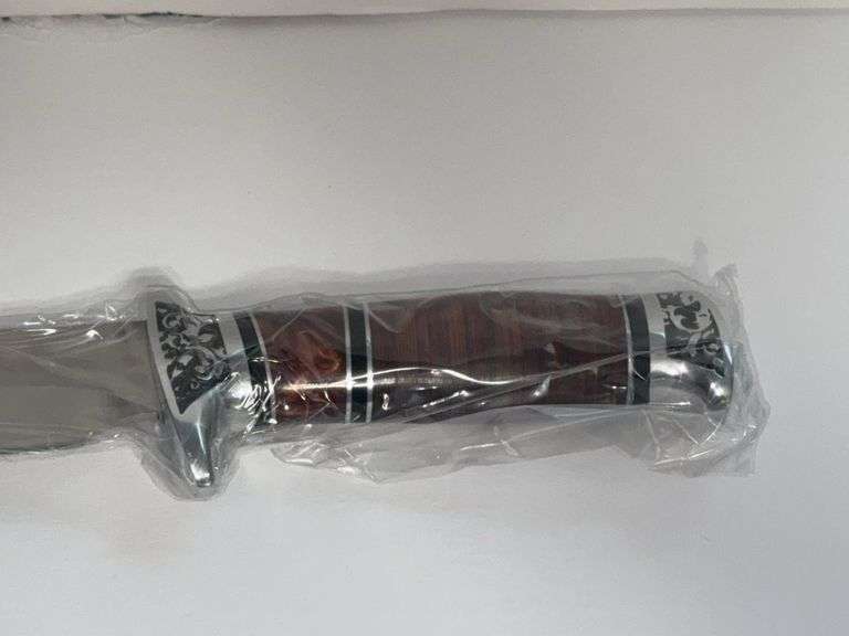 Hunt-Down Buck Knife (New)