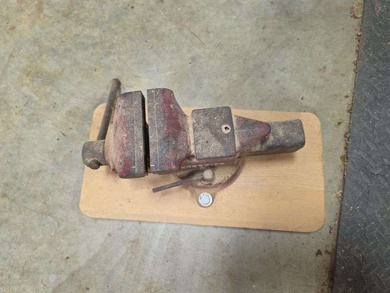 Lakeside Vise