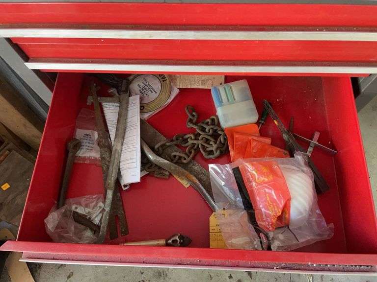 Craftsmen tool chest w/ some tools - 26x17x32