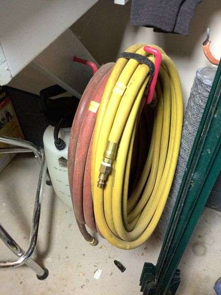 Two extra air hose