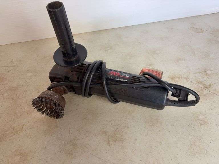 Heat gun, stapler, Skil disc grinder, clippers, and more