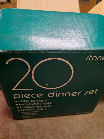 20 pc dinner set