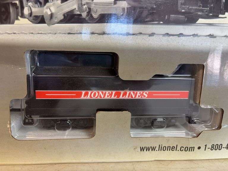 Lionel Lines train set in box