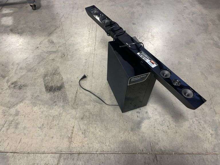 Samsung sound bar and subwoofer