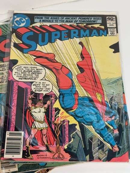 (10) Superman Comics
