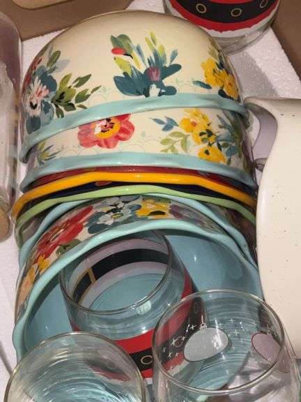 Assortment of Pioneer Woman Bowls and Other Glassware