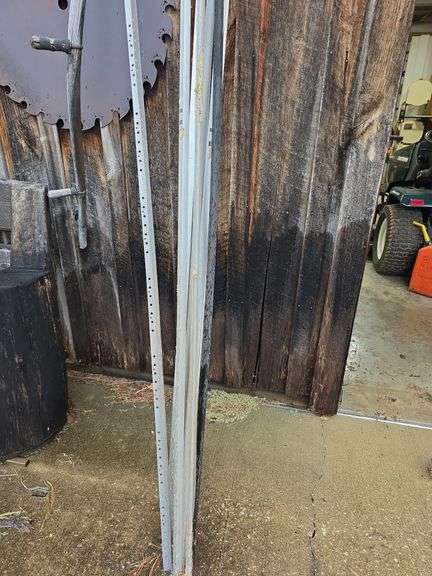 7 pcs 8ft long 1" wall tubing & misc strips